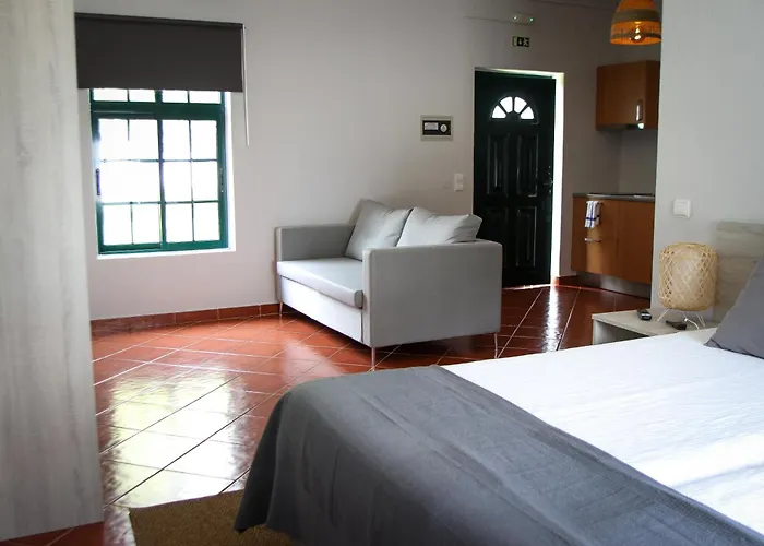 Casas Do Monte * Palmela